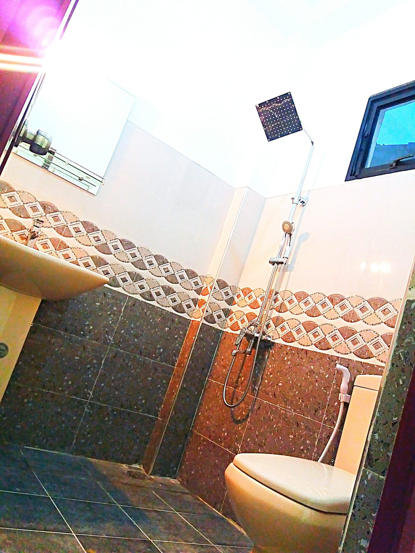 Rs.1990 Couple Rooms Negombo